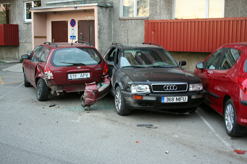 http://www.pasun.ee/audi/avarii_2.JPG